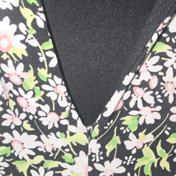 Tommy Hilfiger Floral Tiered Dress Size 10 - Picture 16 of 16